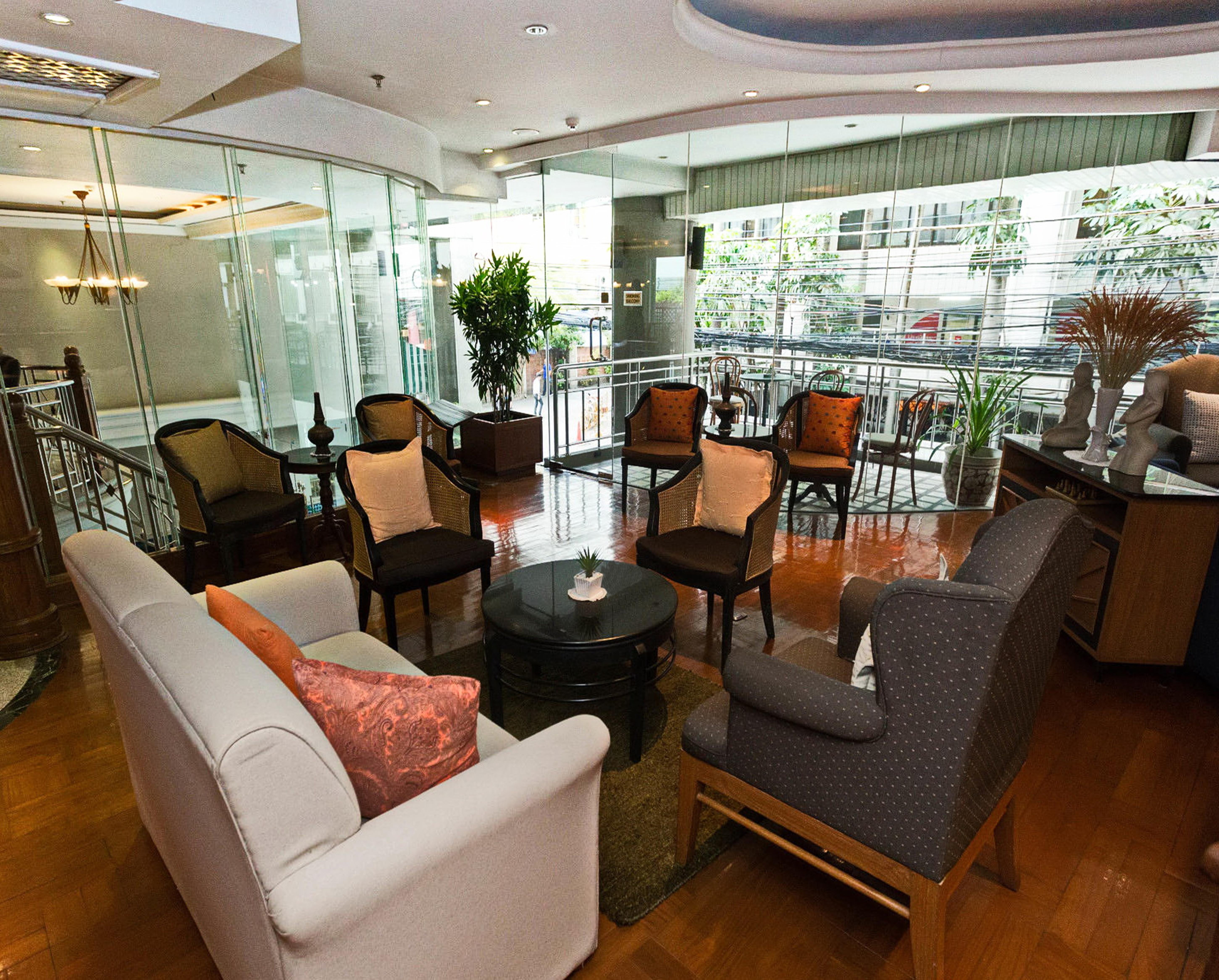 Silom Serene A Boutique Hotel Bangkok Luaran gambar