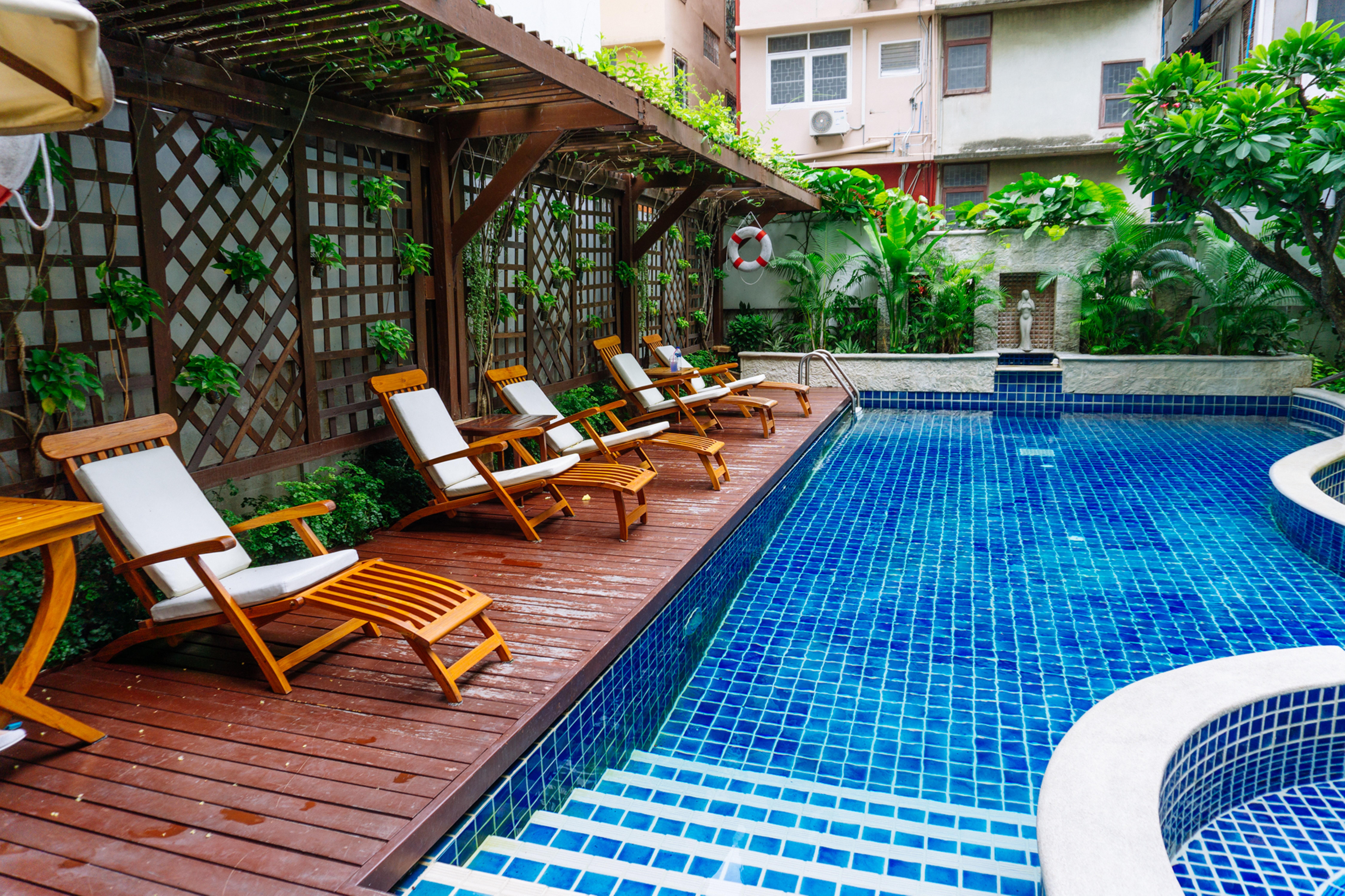 Silom Serene A Boutique Hotel Bangkok Luaran gambar