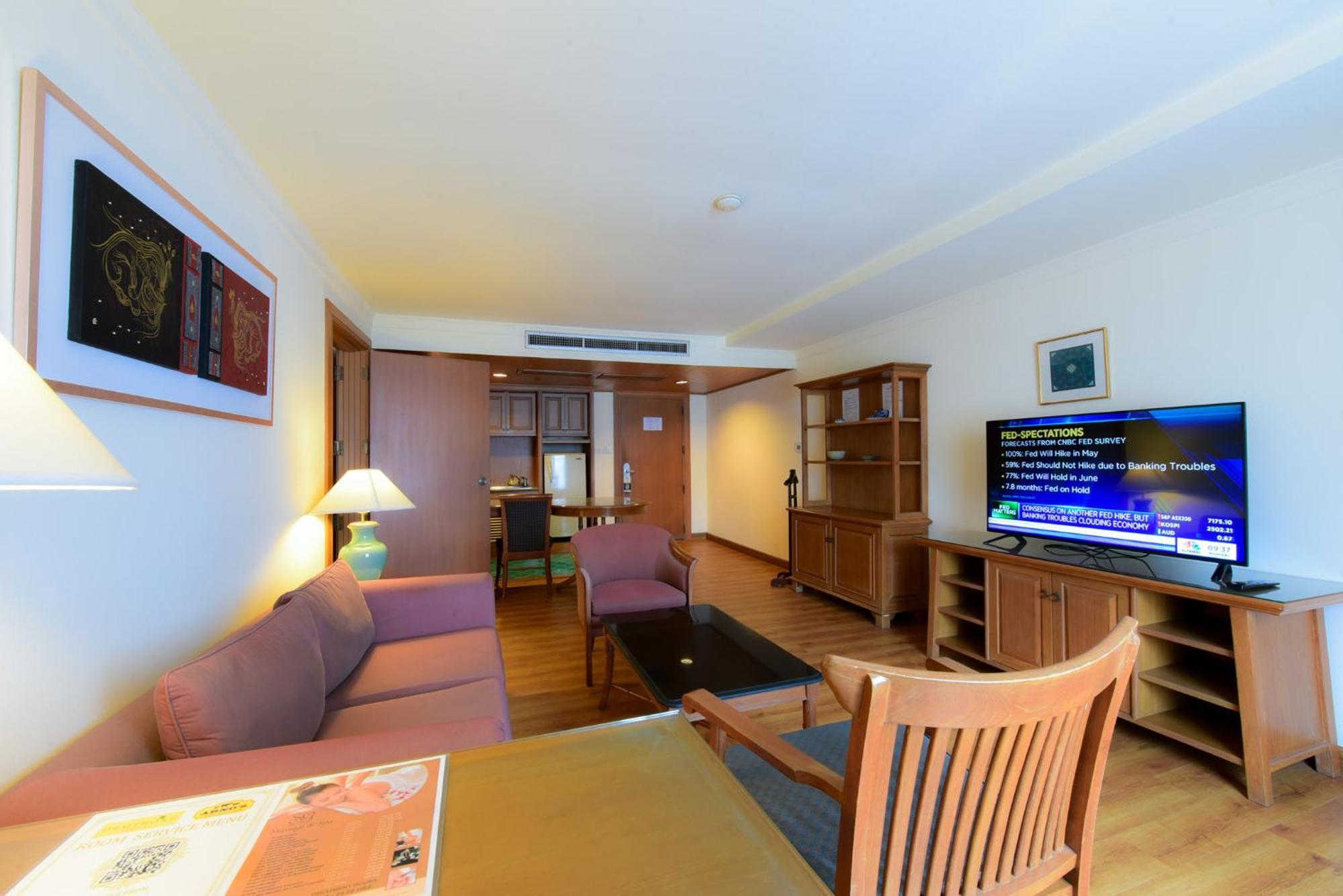 Silom Serene A Boutique Hotel Bangkok Luaran gambar