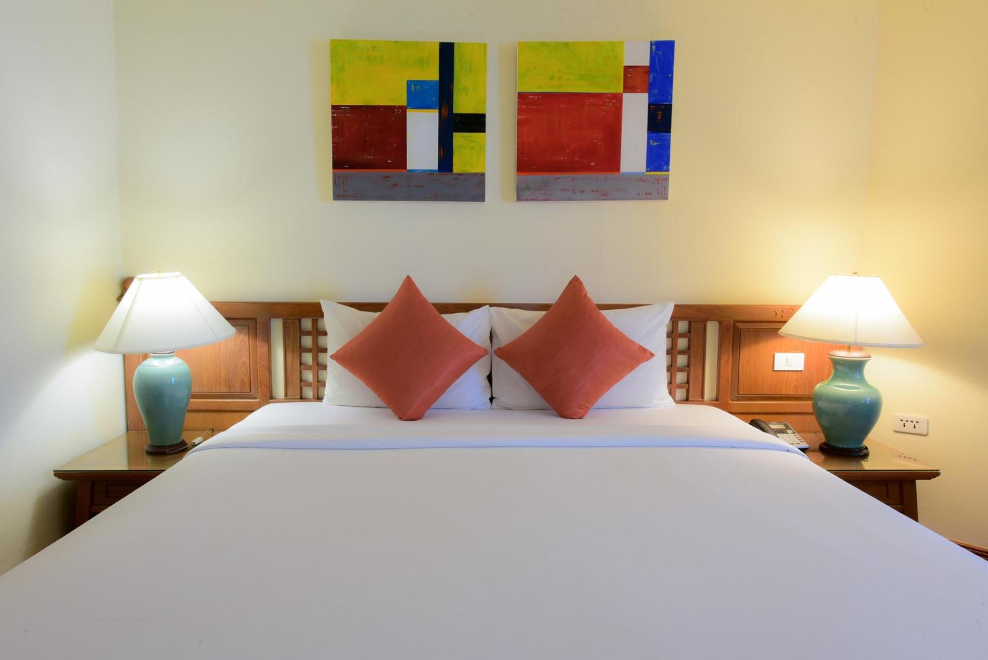 Silom Serene A Boutique Hotel Bangkok Luaran gambar