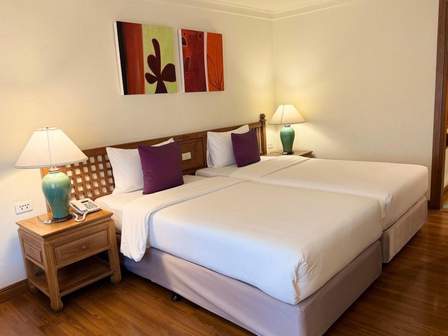 Silom Serene A Boutique Hotel Bangkok Luaran gambar
